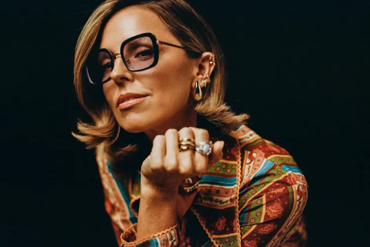 jamie MacDonald Desperate Breakthrough Anthem on Good Christian Music.com