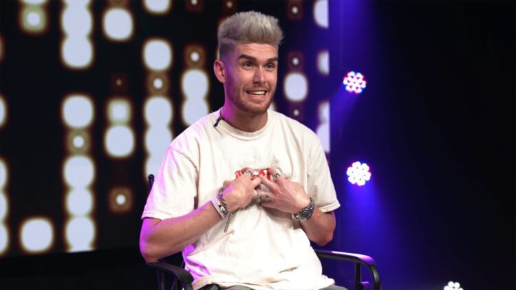 Colton Dixon on GoodChristianMusic.com