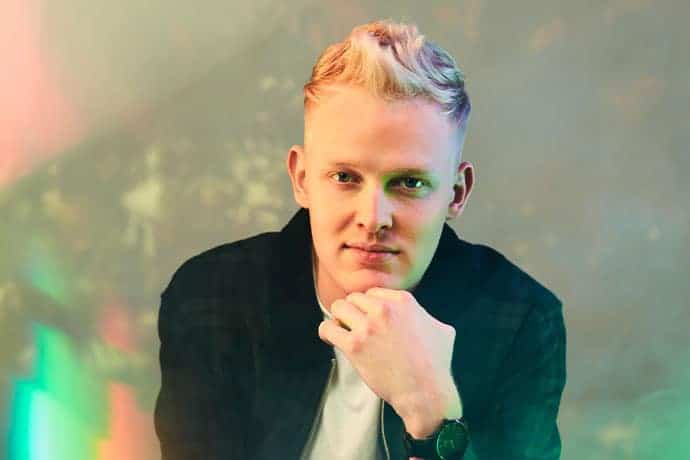 Cade Thompson on GoodChristianMusic.com