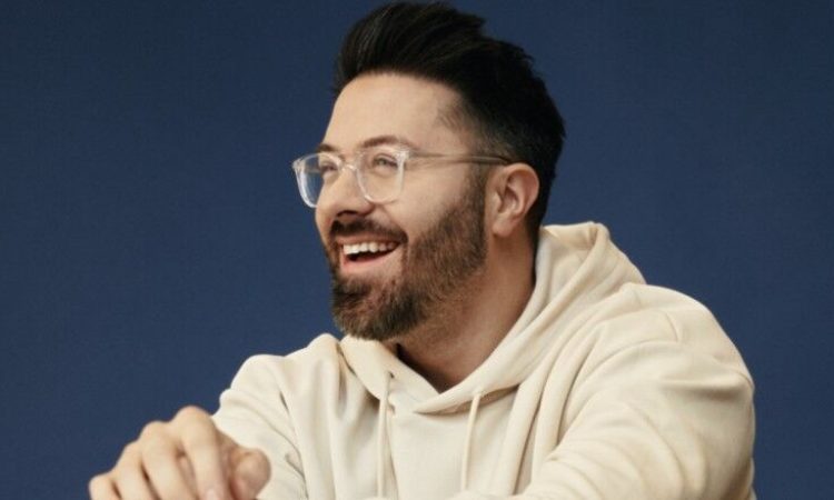 2-danny-gokey-2021press-release-880x440