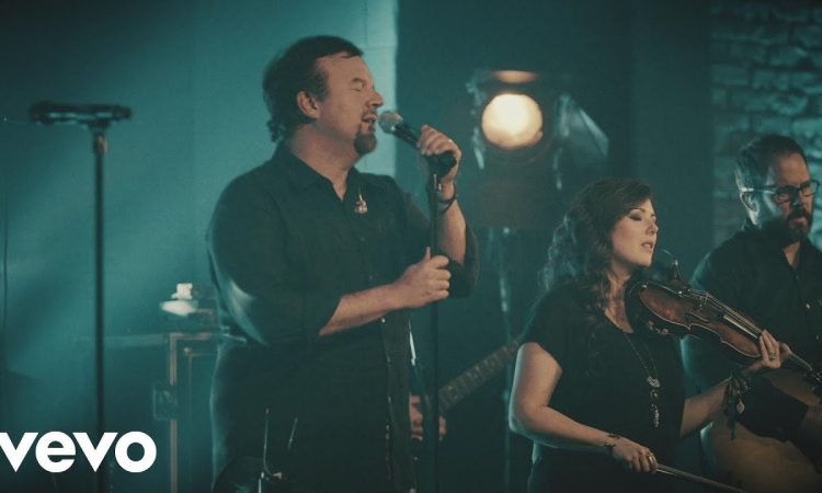 Casting Crowns on GoodChristianMusic.com