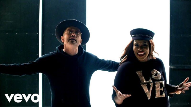 Mandisa on GoodChristianMusic.com
