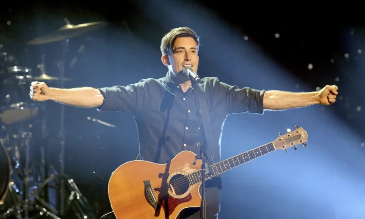 Phil Wickham - Artist Fan Page Feature on Good Christian Music.com