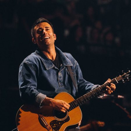 Phil Wickham on GoodChristianMusic.com