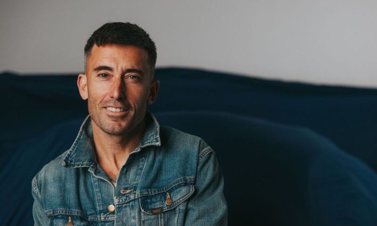 PhilWickham on GoodChristiamMusic.com