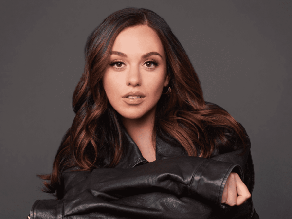 Megan Woods on GoodChristianMusic.com